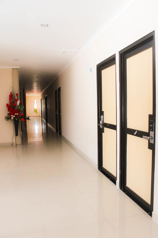 Intech Hostel Bandung Ngoại thất bức ảnh