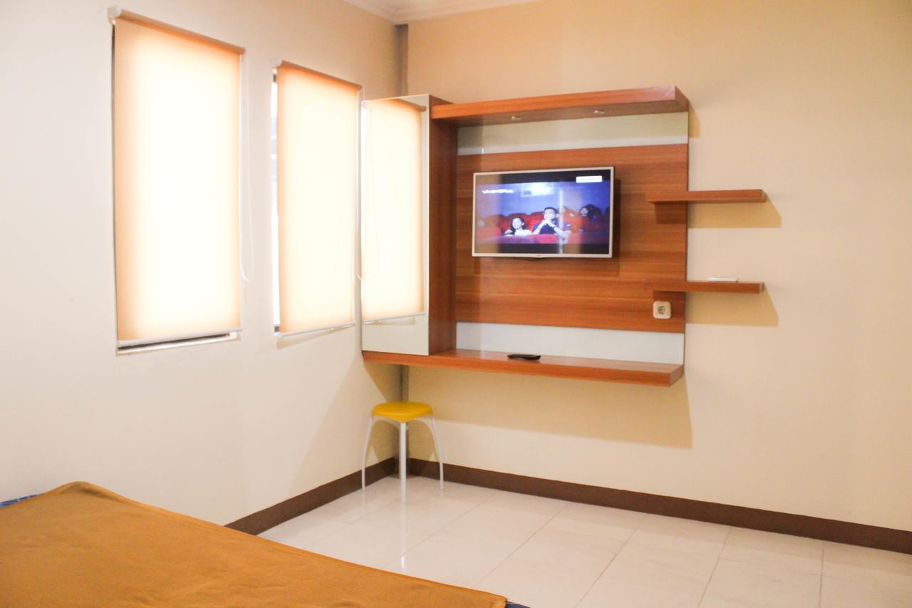 Intech Hostel Bandung Ngoại thất bức ảnh