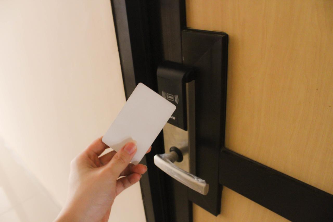 Intech Hostel Bandung Ngoại thất bức ảnh
