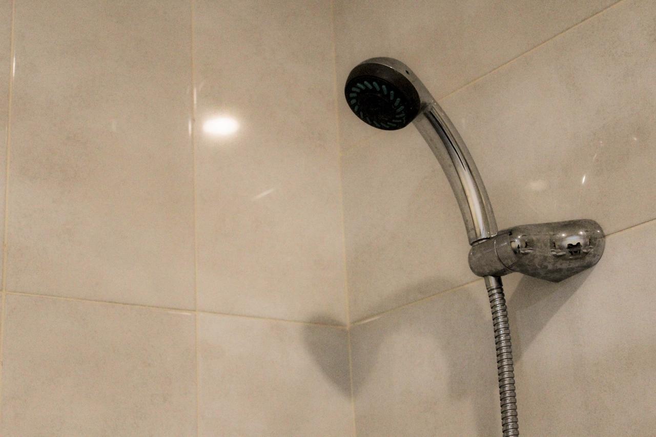 Intech Hostel Bandung Ngoại thất bức ảnh