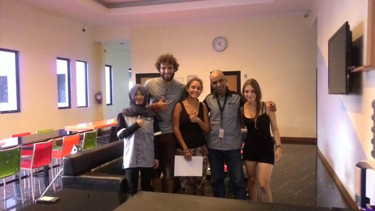 Intech Hostel Bandung Ngoại thất bức ảnh